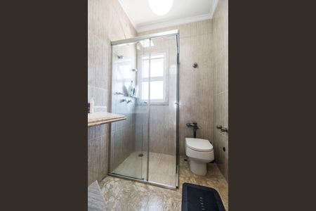 Casa de condomínio à venda com 620m², 5 quartos e 6 vagasBanheiro do Quarto 3