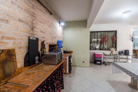 Casa de condomínio à venda com 620m², 5 quartos e 6 vagasÁrea gourmet