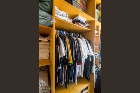 Casa de condomínio à venda com 620m², 5 quartos e 6 vagasCloset da suíte 4