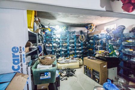 Casa de condomínio à venda com 620m², 5 quartos e 6 vagasOficina