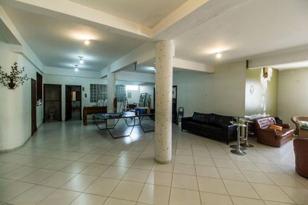 Casa de condomínio à venda com 620m², 5 quartos e 6 vagasÁrea comum - Salão de festas