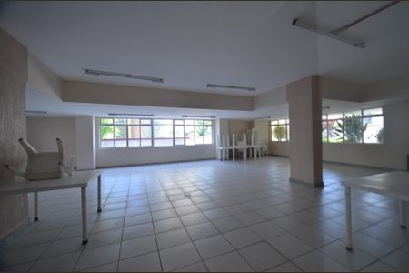 Apartamento à venda com 100m², 3 quartos e 2 vagasÁrea comum - Salão de festas