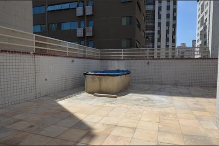 Apartamento à venda com 100m², 3 quartos e 2 vagasÁrea comum - Piscina