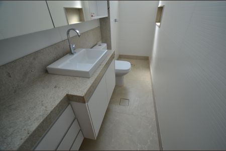 Apartamento à venda com 100m², 3 quartos e 2 vagasBanheiro da Suíte