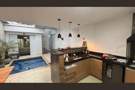 Casa à venda com 200m², 2 quartos e sem vagaQuintal - Churrasqueira