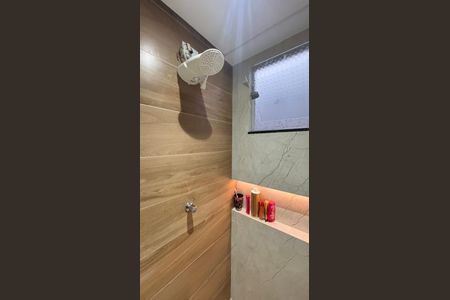 Casa à venda com 200m², 2 quartos e sem vagaBanheiro da Suíte 2