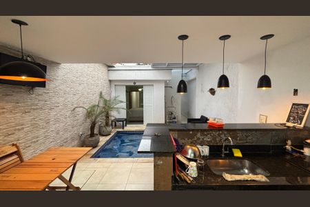 Casa à venda com 200m², 2 quartos e sem vagaQuintal - Churrasqueira