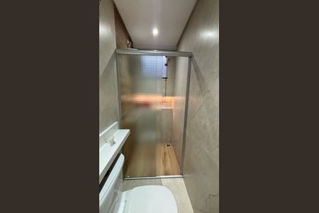 Casa à venda com 200m², 2 quartos e sem vagaBanheiro da Suíte 2