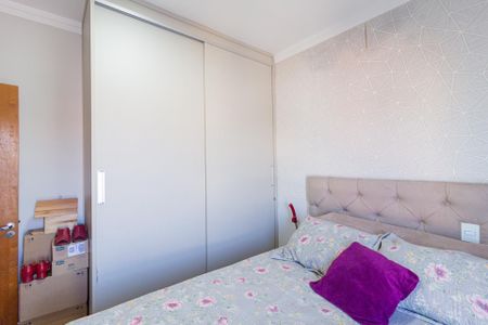 Casa de condomínio à venda com 94m², 3 quartos e 2 vagasQuarto 2