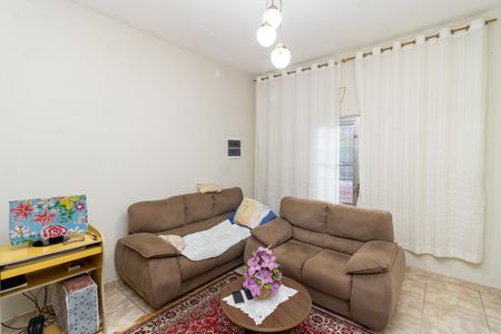 Casa à venda com 84m², 2 quartos e 1 vagaSala de TV