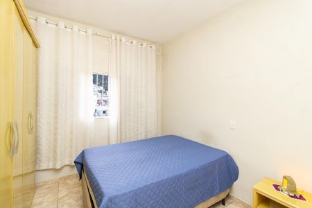 Casa à venda com 84m², 2 quartos e 1 vagaQuarto