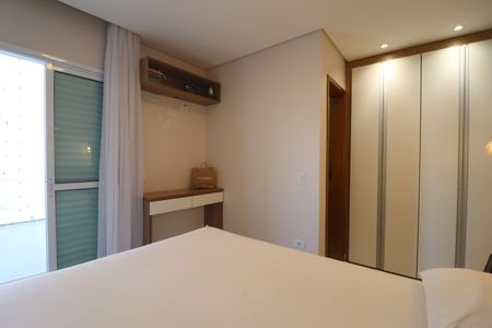 Apartamento à venda com 68m², 2 quartos e 2 vagasSuíte