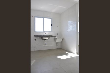 Casa de condomínio à venda com 49m², 2 quartos e 1 vaga Casa de condomínio à venda com 49m², 2 quartos e 1 vagaCozinha e Área de Serviço