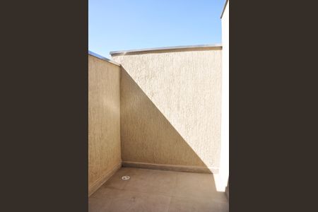 Casa de condomínio à venda com 49m², 2 quartos e 1 vaga Casa de condomínio à venda com 49m², 2 quartos e 1 vagaVaranda do Quarto 2