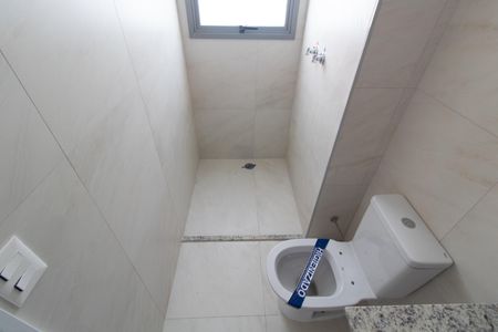 Apartamento à venda com 139m², 3 quartos e 2 vagasBanheiro da Suíte 1