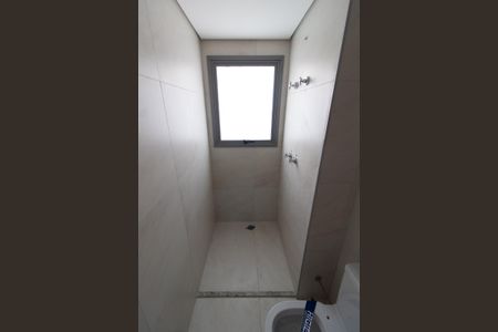 Apartamento à venda com 139m², 3 quartos e 2 vagasBanheiro da Suíte 1