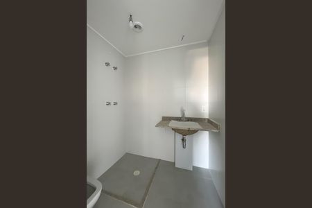 Apartamento à venda com 96m², 2 quartos e 1 vaga Apartamento à venda com 96m², 2 quartos e 1 vagaBanheiro social