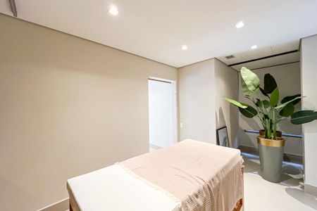 Apartamento à venda com 96m², 2 quartos e 1 vaga Apartamento à venda com 96m², 2 quartos e 1 vagaSpa