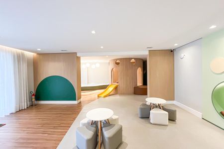 Apartamento à venda com 96m², 2 quartos e 1 vaga Apartamento à venda com 96m², 2 quartos e 1 vagaBrinquedoteca