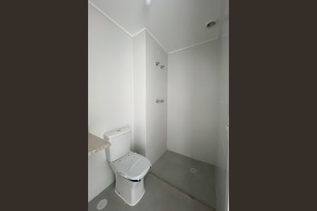 Apartamento à venda com 96m², 2 quartos e 1 vaga Apartamento à venda com 96m², 2 quartos e 1 vagaBanheiro da Suíte