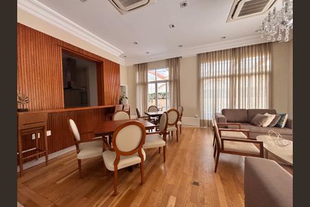 Apartamento à venda com 275m², 4 quartos e 5 vagas Apartamento à venda com 275m², 4 quartos e 5 vagasÁrea comum