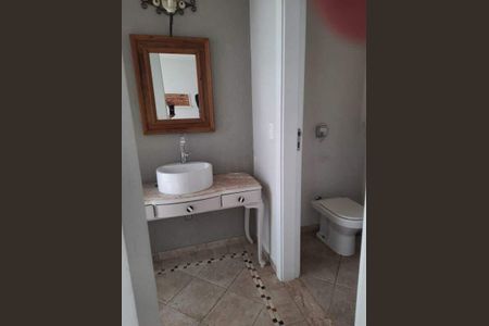 Casa à venda com 349m², 4 quartos e 4 vagas