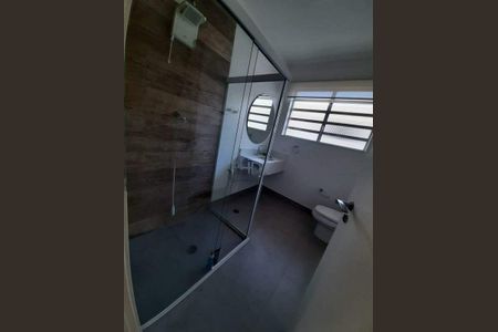 Casa à venda com 349m², 4 quartos e 4 vagas