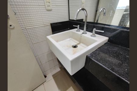 Apartamento à venda com 154m², 1 quarto e 1 vaga Apartamento à venda com 154m², 1 quarto e 1 vagaBanheiro da Suíte