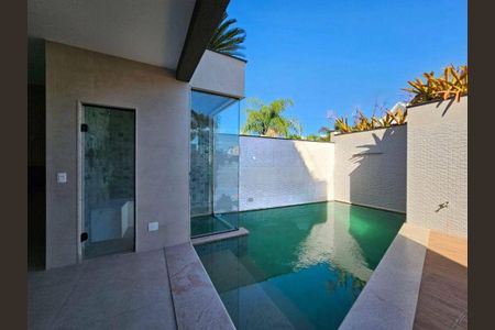 Casa de condomínio à venda com 469m², 4 quartos e 1 vaga