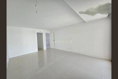 Casa de condomínio à venda com 469m², 4 quartos e 1 vaga