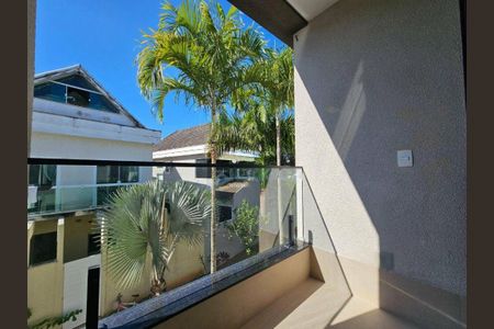 Casa de condomínio à venda com 469m², 4 quartos e 1 vaga