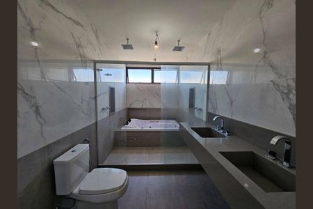 Casa de condomínio à venda com 469m², 4 quartos e 1 vaga