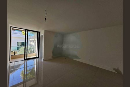 Casa de condomínio à venda com 469m², 4 quartos e 1 vaga