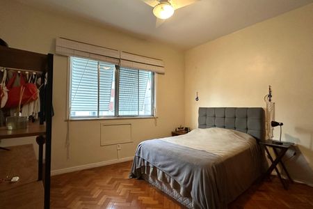 Apartamento à venda com 190m², 4 quartos e 1 vaga Apartamento à venda com 190m², 4 quartos e 1 vagaQuarto 1