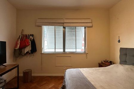 Apartamento à venda com 190m², 4 quartos e 1 vaga Apartamento à venda com 190m², 4 quartos e 1 vagaQuarto 1