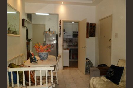 Apartamento à venda com 37m², 1 quarto e sem vaga