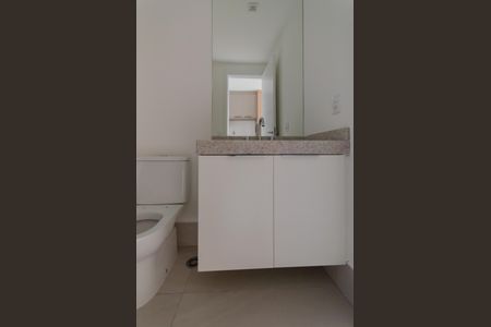Banheiro de apartamento para alugar com 1 quarto, 25m² em Vila Mariana, São Paulo