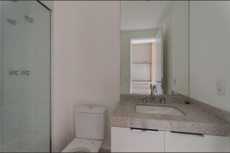 Banheiro de apartamento para alugar com 1 quarto, 25m² em Vila Mariana, São Paulo