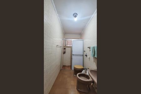 Casa à venda com 350m², 5 quartos e 4 vagasBanheiro Social 2