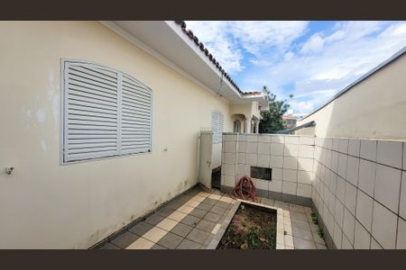Casa à venda com 350m², 5 quartos e 4 vagasGaragem