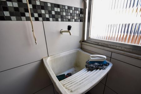 Apartamento à venda com 75m², 3 quartos e 1 vagaÁrea de Serviço