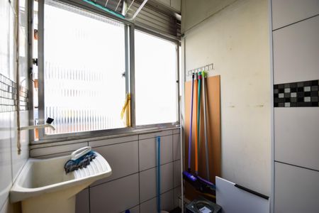 Apartamento à venda com 75m², 3 quartos e 1 vagaÁrea de Serviço