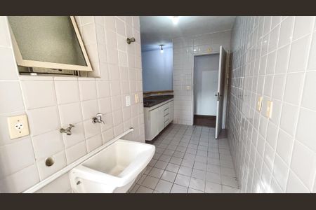 Apartamento à venda com 60m², 3 quartos e 1 vagaÁrea de Serviço