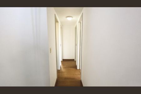 Apartamento à venda com 60m², 3 quartos e 1 vagaCorredor