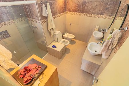 Apartamento para alugar com 250m², 3 quartos e 4 vagasBanheiro/Suite 2