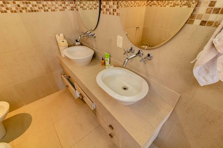 Apartamento para alugar com 250m², 3 quartos e 4 vagasBanheiro/Suite 2