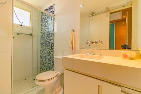 Apartamento para alugar com 250m², 3 quartos e 4 vagasBanheiro/Suite 1