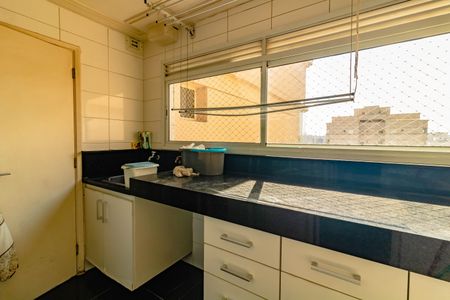 Apartamento para alugar com 250m², 3 quartos e 4 vagasCozinha