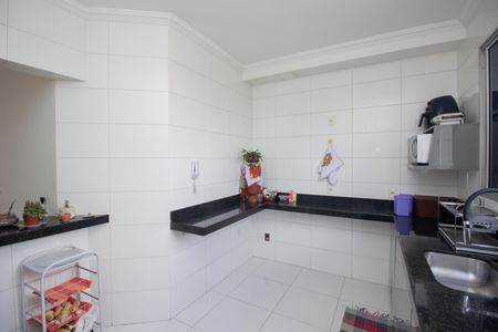 Apartamento à venda com 170m², 3 quartos e 2 vagasCozinha