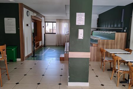 Apartamento à venda com 164m², 3 quartos e 1 vaga Apartamento à venda com 164m², 3 quartos e 1 vagaÁrea comum